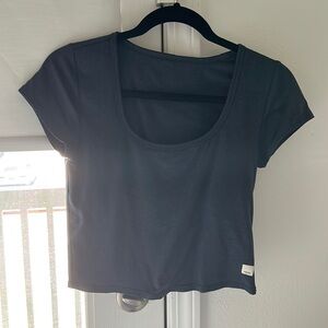 Vuori short sleeve halo crop t-shirt with built in bra